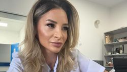 Apropiații își iau rămas-bun de la Ștefania Szabo. Cuvintele îndurerate rostite de colegi la căpătâiul acesteia: „Uită-te la ea...” Apropiații își iau rămas-bun de la Ștefania Szabo. Cuvintele îndurerate rostite de colegi la căpătâiul acesteia: „Uită-te la ea...”